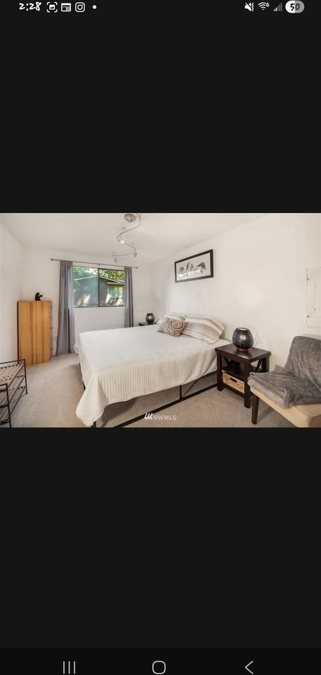 12830 Ne 88th St - Photo 4 of 18