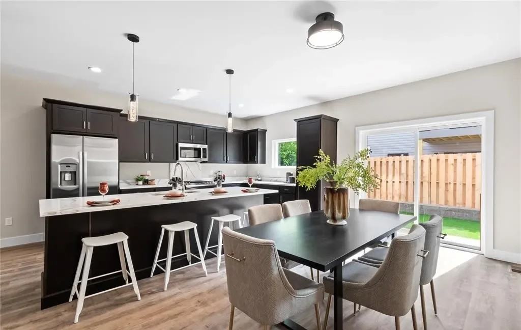 2734 59th St - Photo 3 of 18