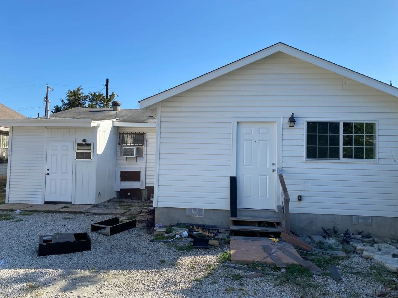 127 Remolino - Photo 2 of 18