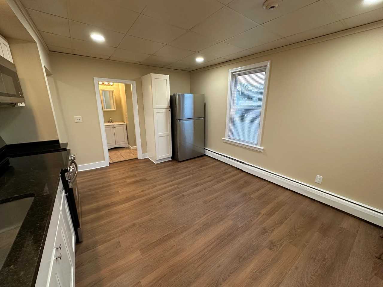 17 Winthrop Ave #2 - Photo 2 of 11