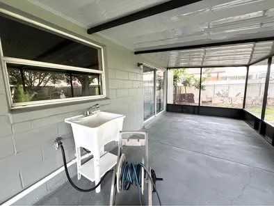 2562 Logandale Dr - Photo 3 of 4