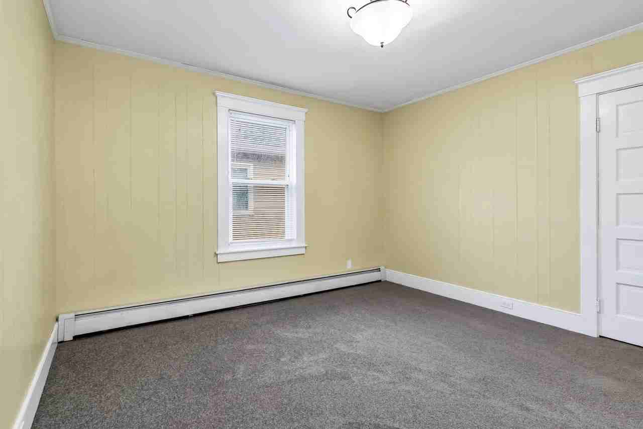 32 Magnolia St #2 - Photo 3 of 17