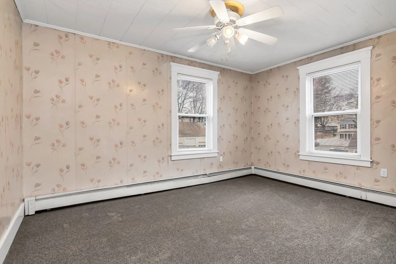 32 Magnolia St #2 - Photo 6 of 17