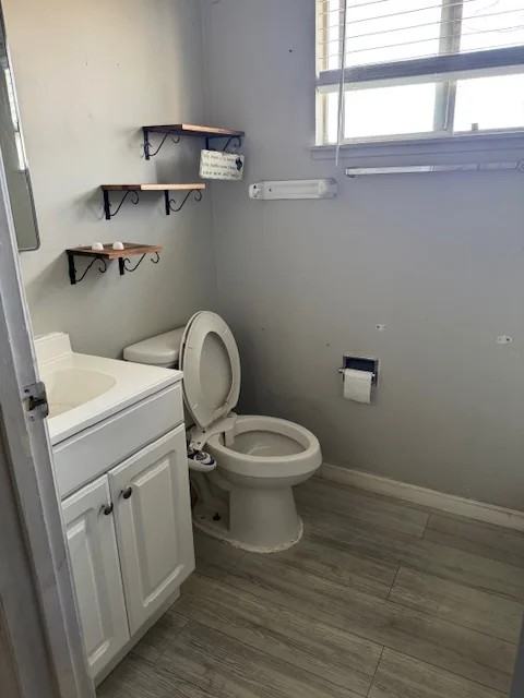 25801 Whitman St #4 - Photo 2 of 6