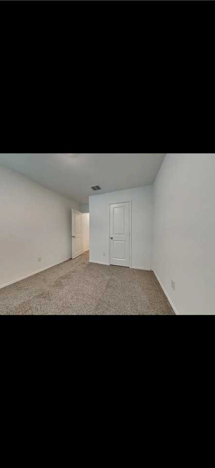 10368 Sewell Dr - Photo 2 of 13