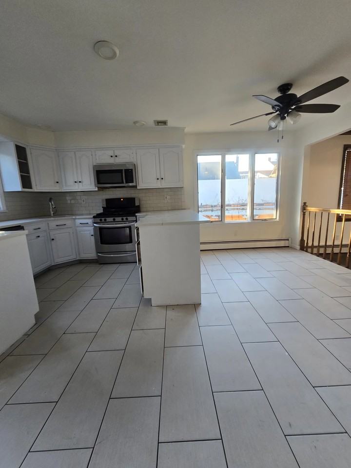 382 Amherst Rd - Photo 7 of 11