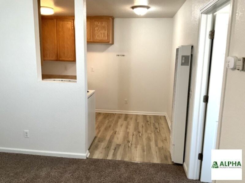 789 Dixieanne Ave #D - Photo 5 of 9