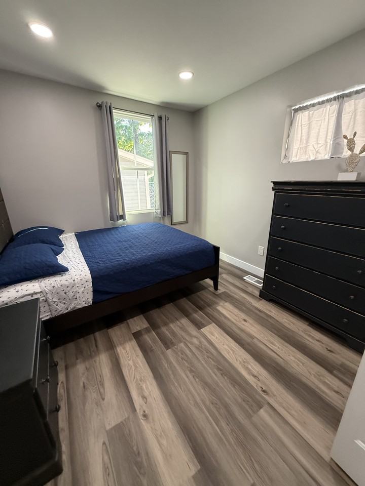 328 N Euclid Ave #1ROOMA - Photo 2 of 19