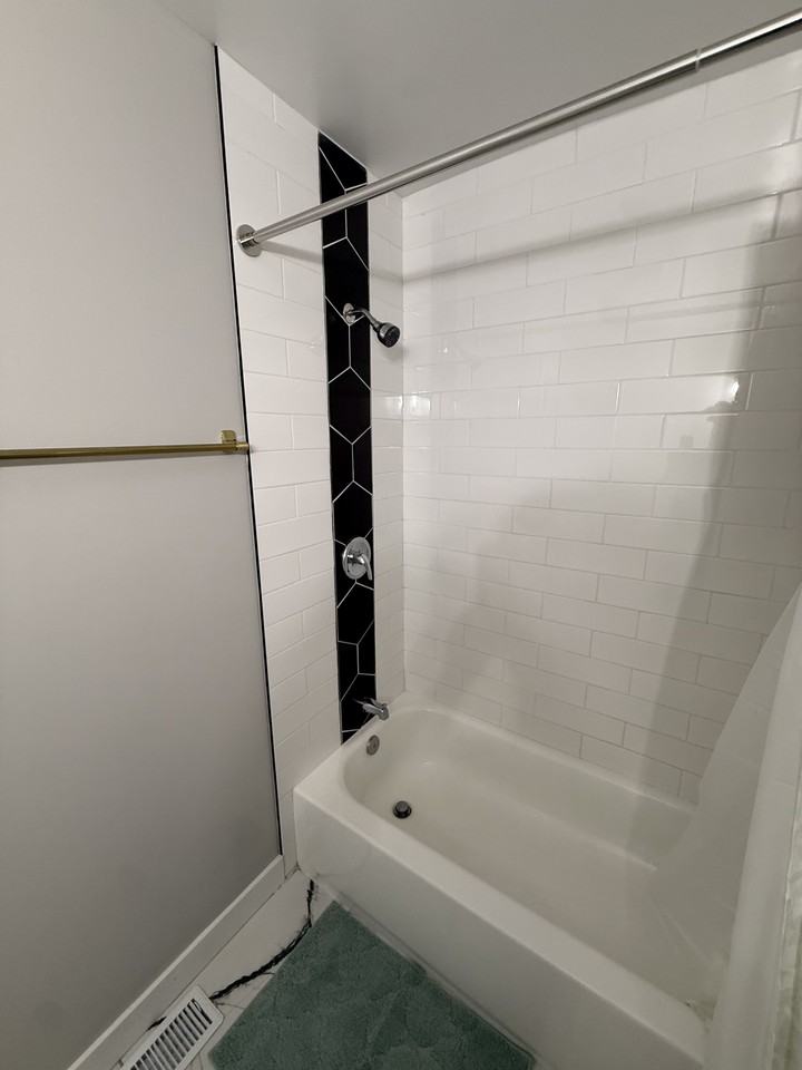 328 N Euclid Ave #1ROOMA - Photo 4 of 19