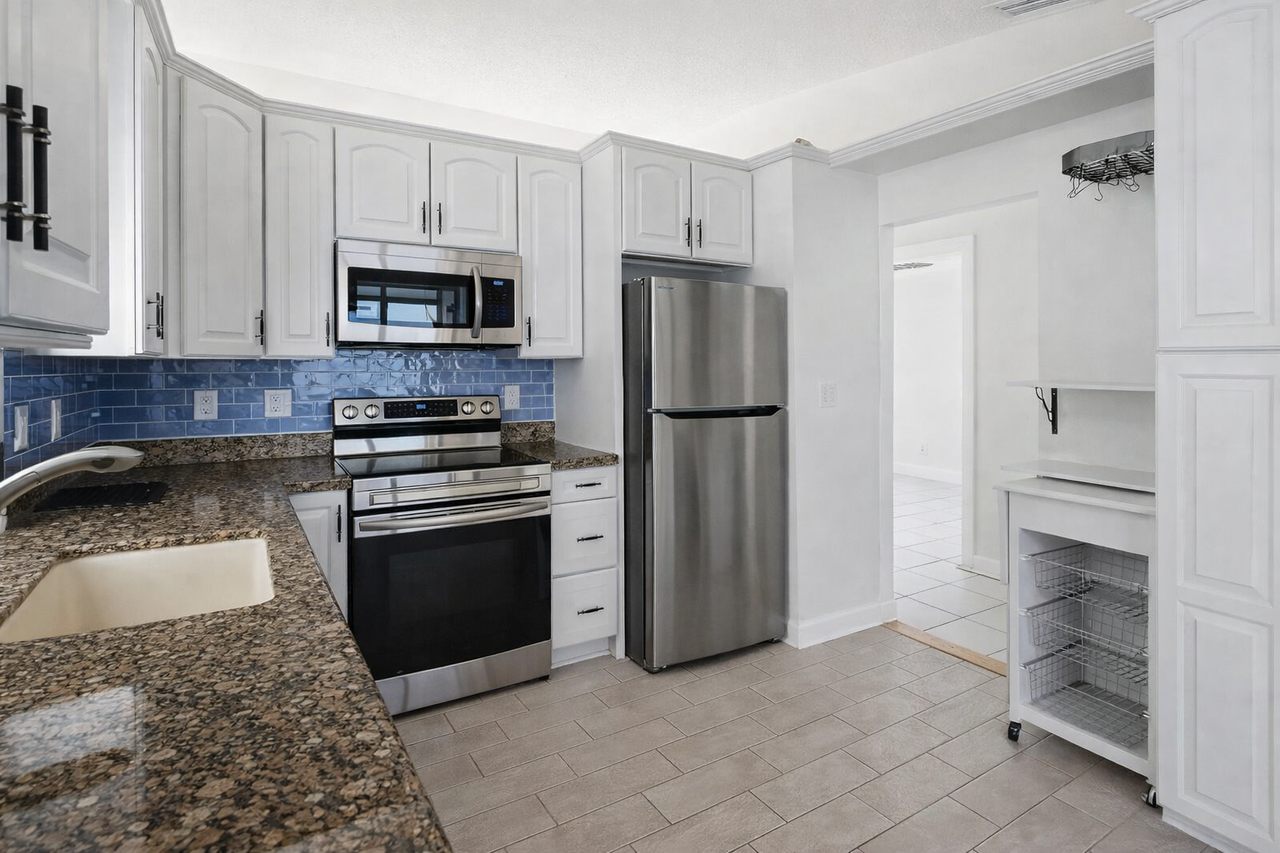 4567 Brook Dr #NA - Photo 3 of 11