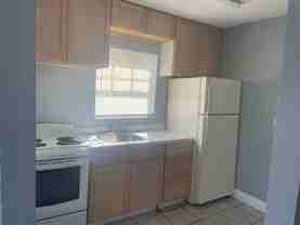 3020 Nw 2nd St #3 - Photo 1 of 1