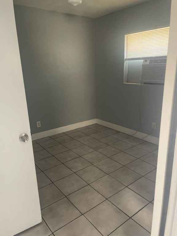 3020 Nw 2nd St #3 - Photo 6 of 8