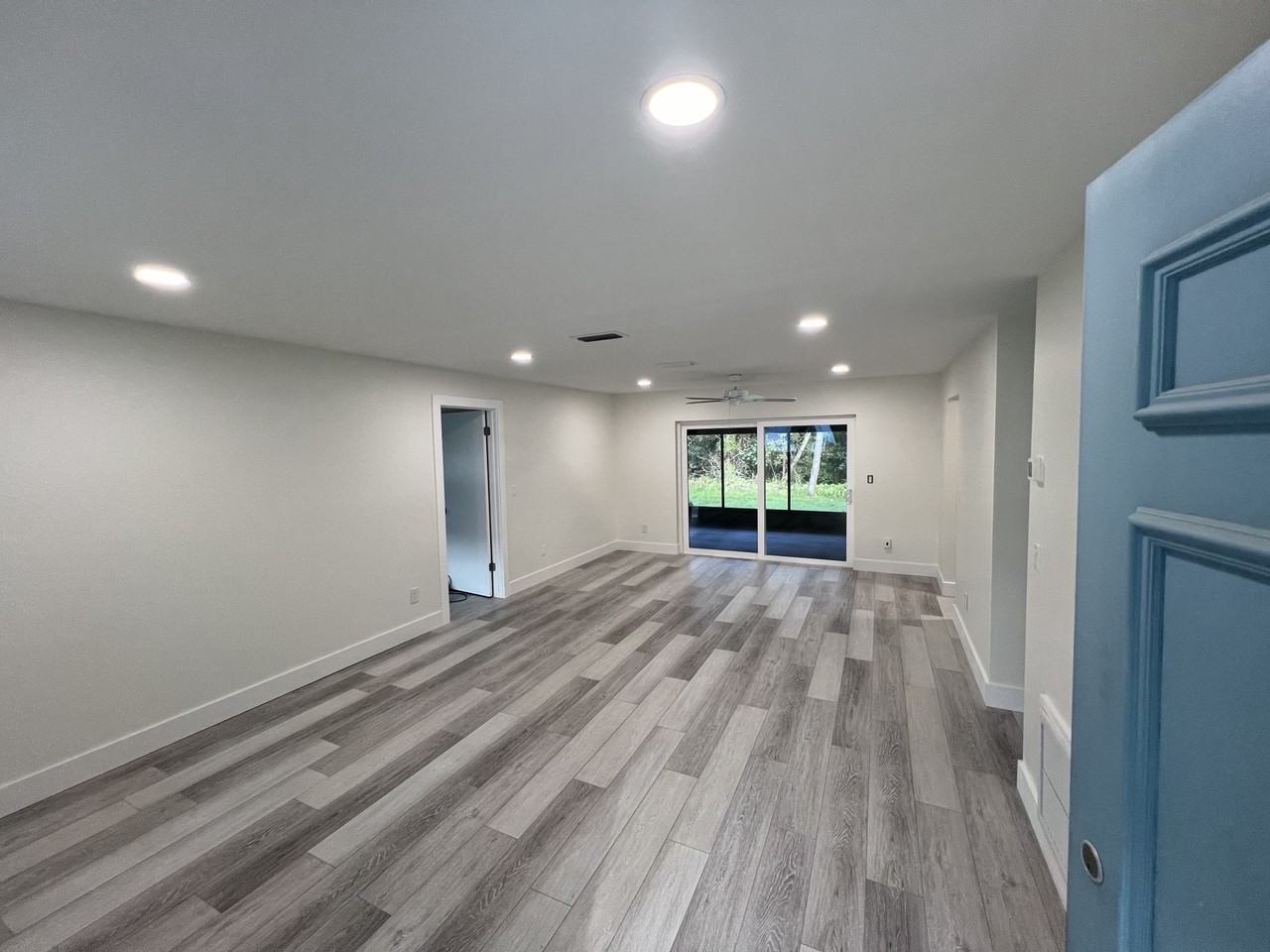 968 Salzedo Ave #NA - Photo 2 of 15