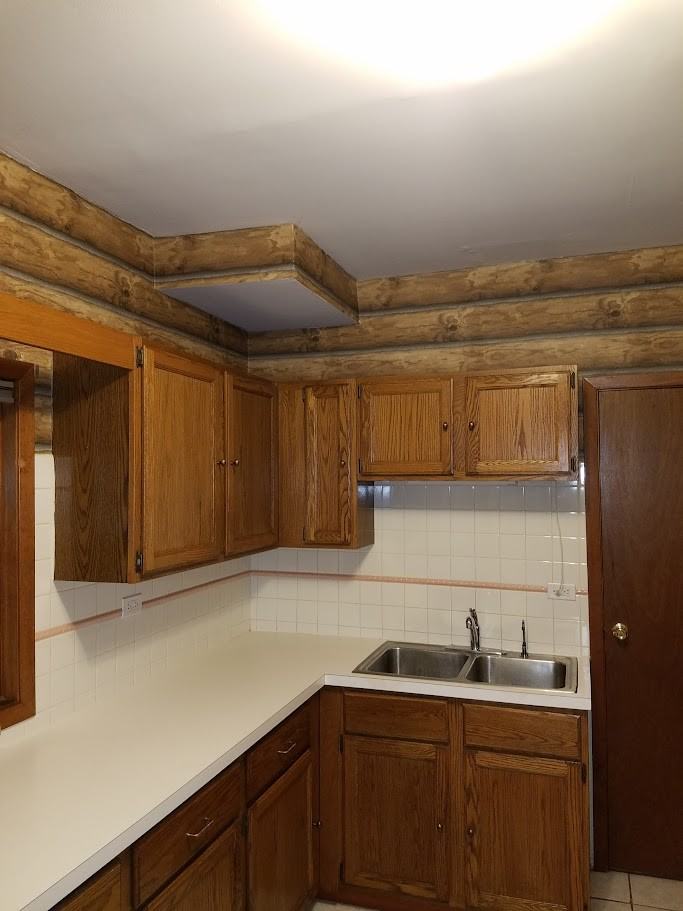 426 E 9th St #NA - Photo 3 of 25