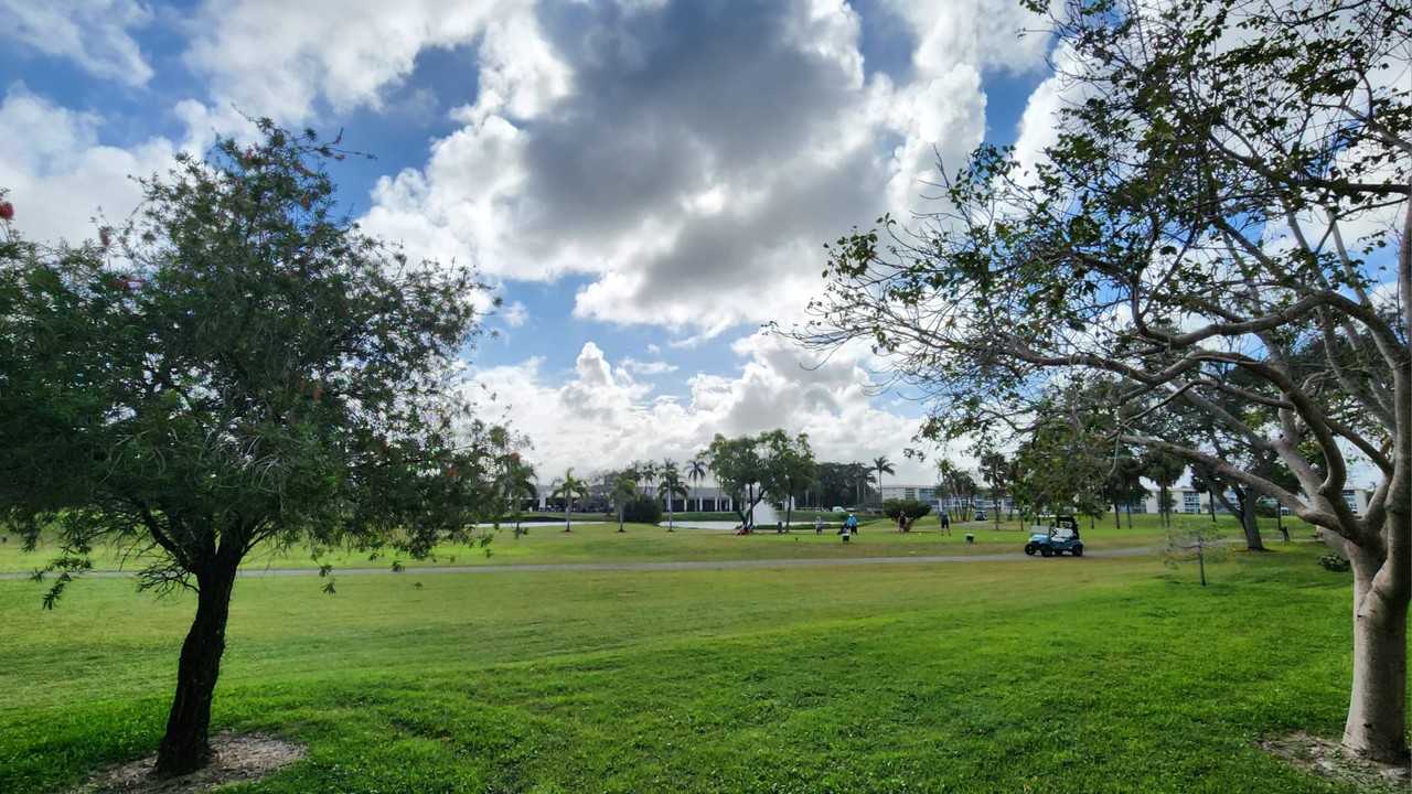 3303 Aruba Way #H2 - Photo 3 of 10