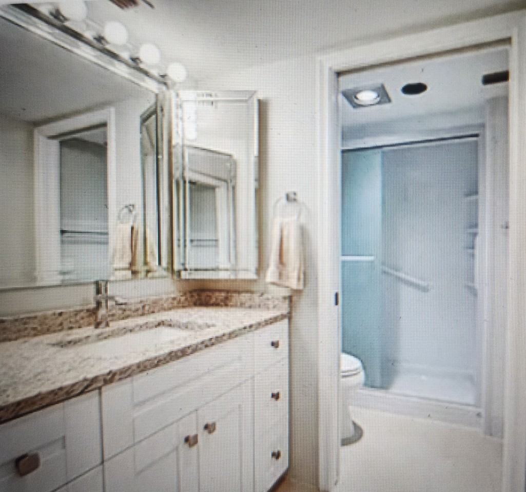 3303 Aruba Way #H2 - Photo 4 of 10