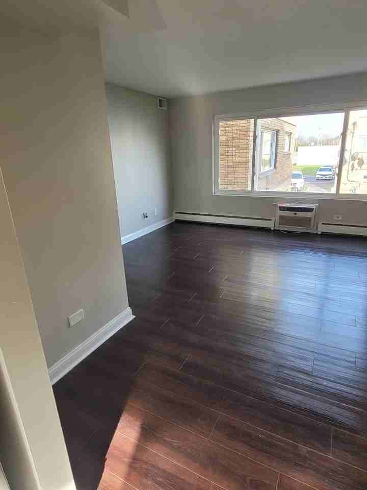 Bellwood Ave #B4 - Photo 6 of 11