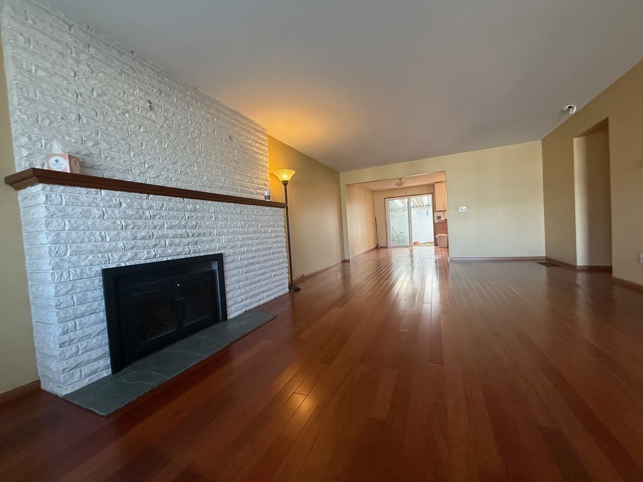 1001 Ne 90th Ave #C - Photo 3 of 17