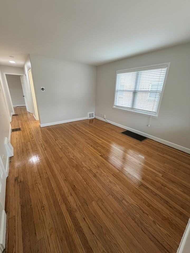 17715 Highland Ave #1 - Photo 2 of 12