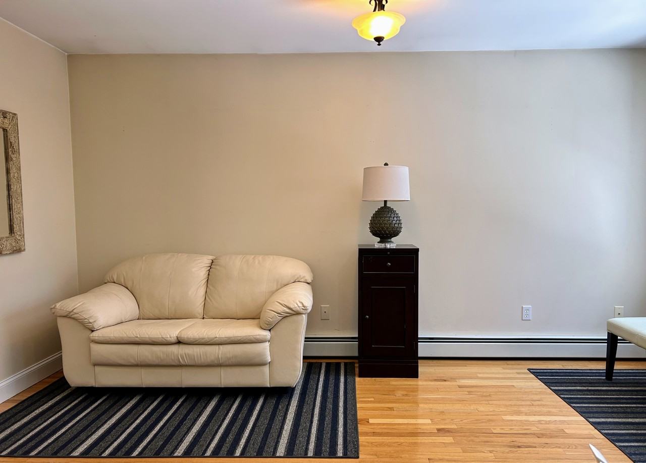 4 Evergreen Dr #1 - Photo 3 of 16