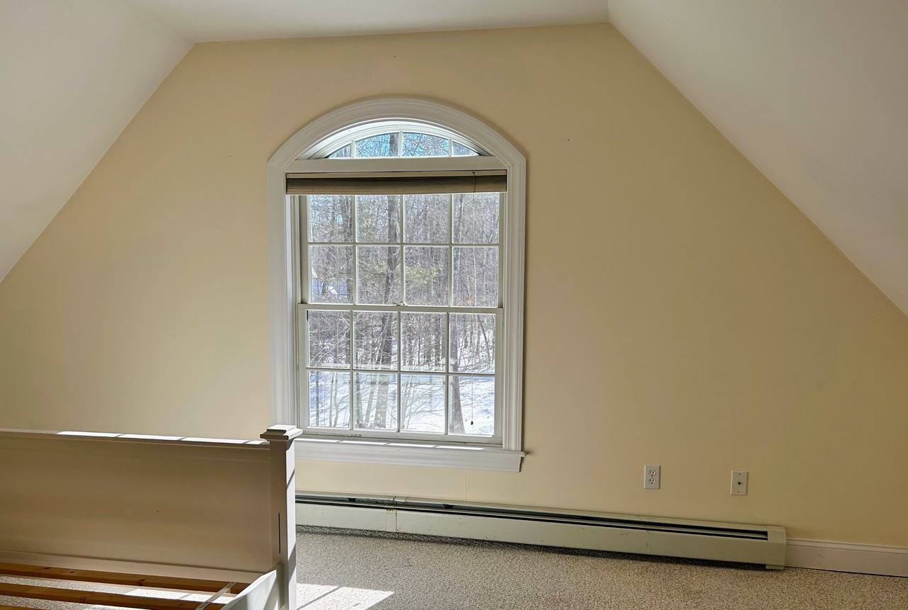 4 Evergreen Dr #1 - Photo 7 of 16