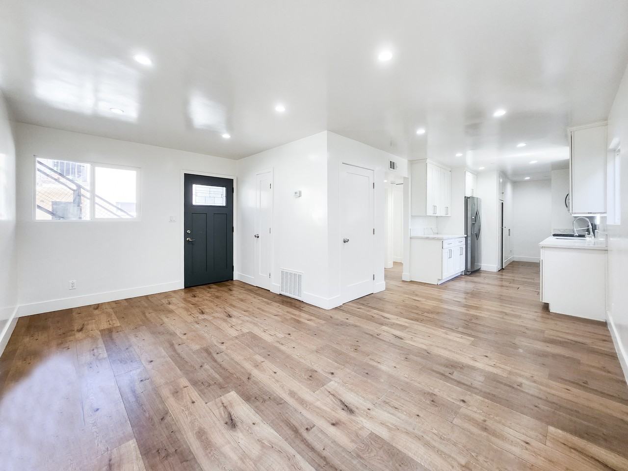 2917 N Coolidge Ave #1