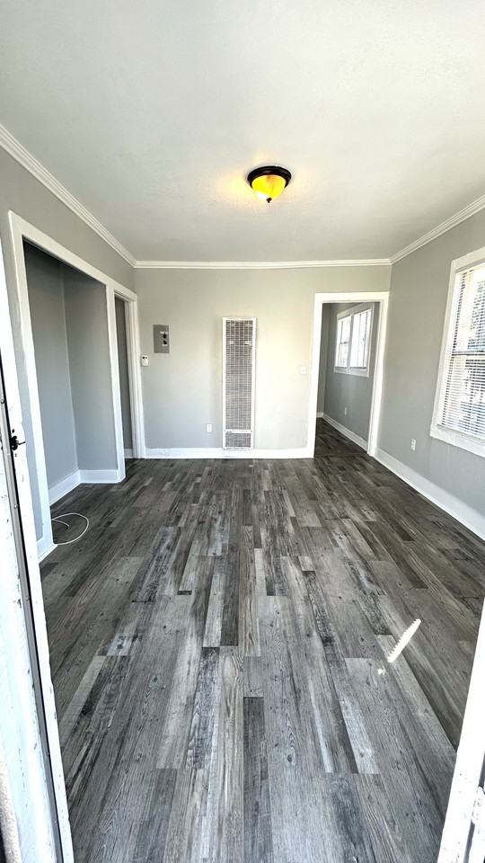 1251 East 64th Street - Photo 2 of 13