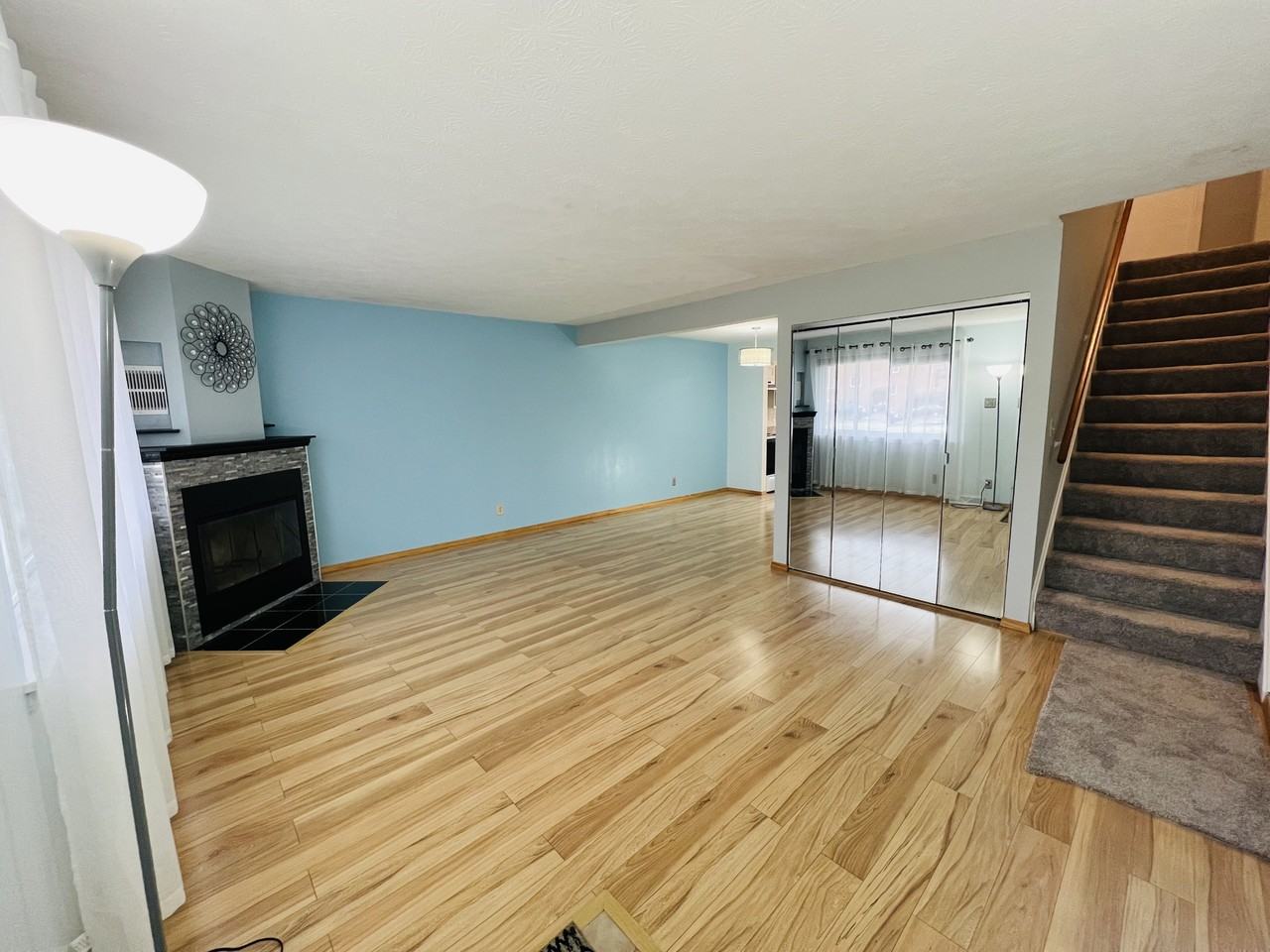 2487 Warren Pkwy #3 - Photo 3 of 16