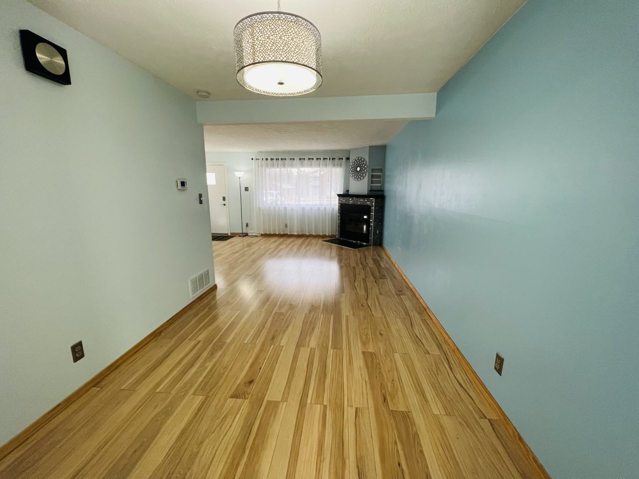 2487 Warren Pkwy #3 - Photo 4 of 16