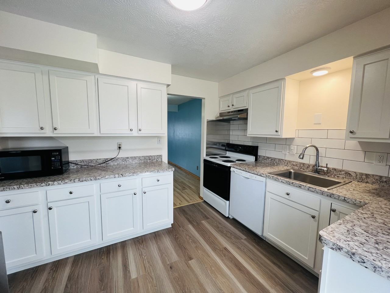 2487 Warren Pkwy #3 - Photo 7 of 16