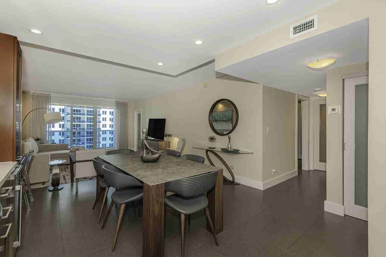 2301 Collins Ave #1216 - Photo 5 of 33