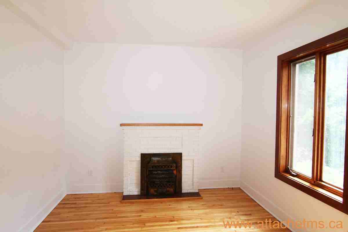 5 Ossington Avenue #1 - Photo 2 of 7