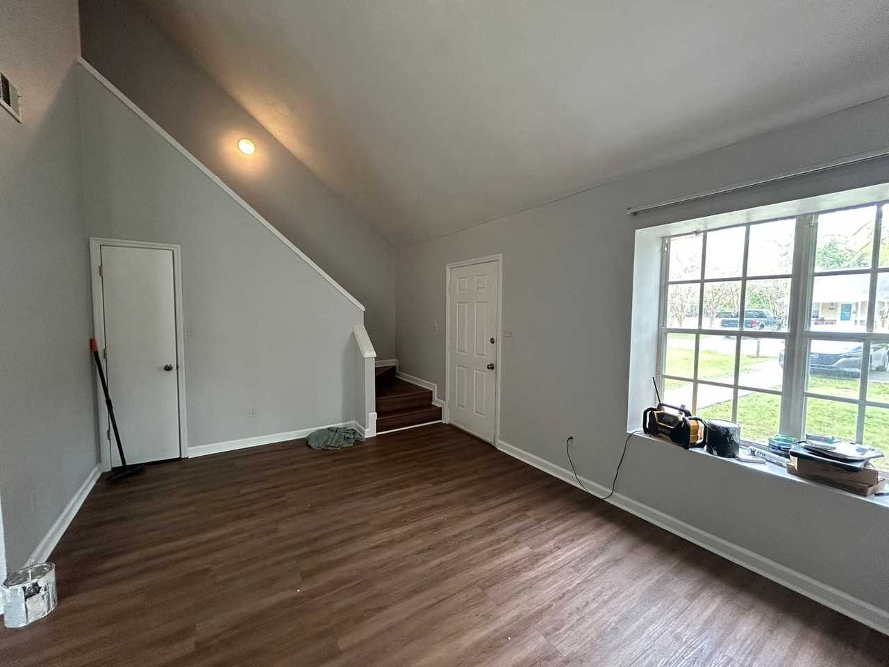 1926 Gina Dr - Photo 3 of 22