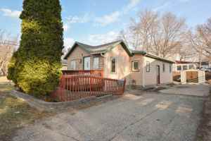 featured image of 725 7th St Nw