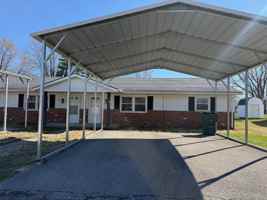 featured image of 102 102 - 104 Birchwood Dr