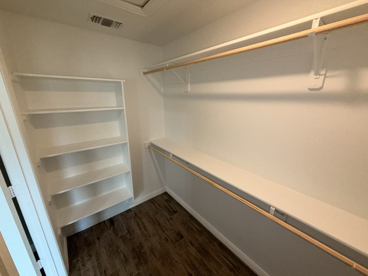 3328 Bordon Drive - Photo 4 of 11