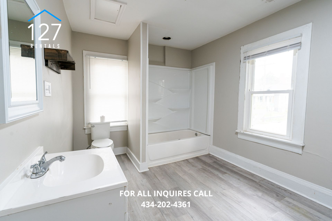 1401 Garfield Ave - Photo 4 of 10