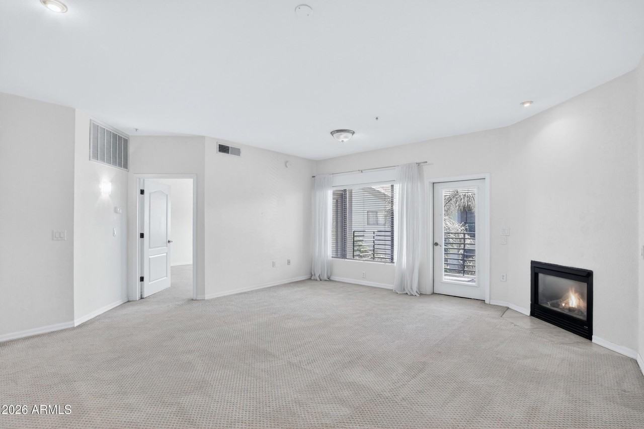 4525 N 22nd St Unit 206 - Photo 4 of 50