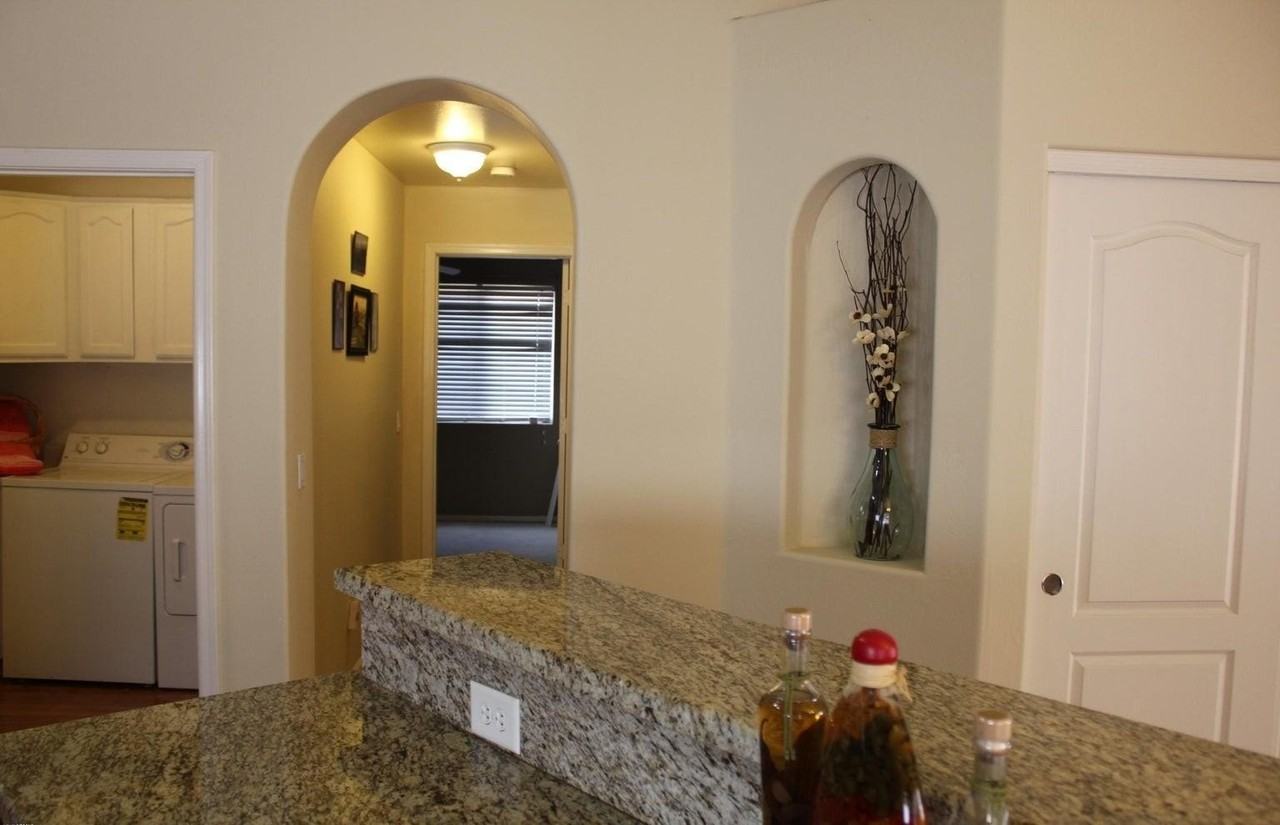 9456 E Pine Valley Rd - Photo 3 of 18