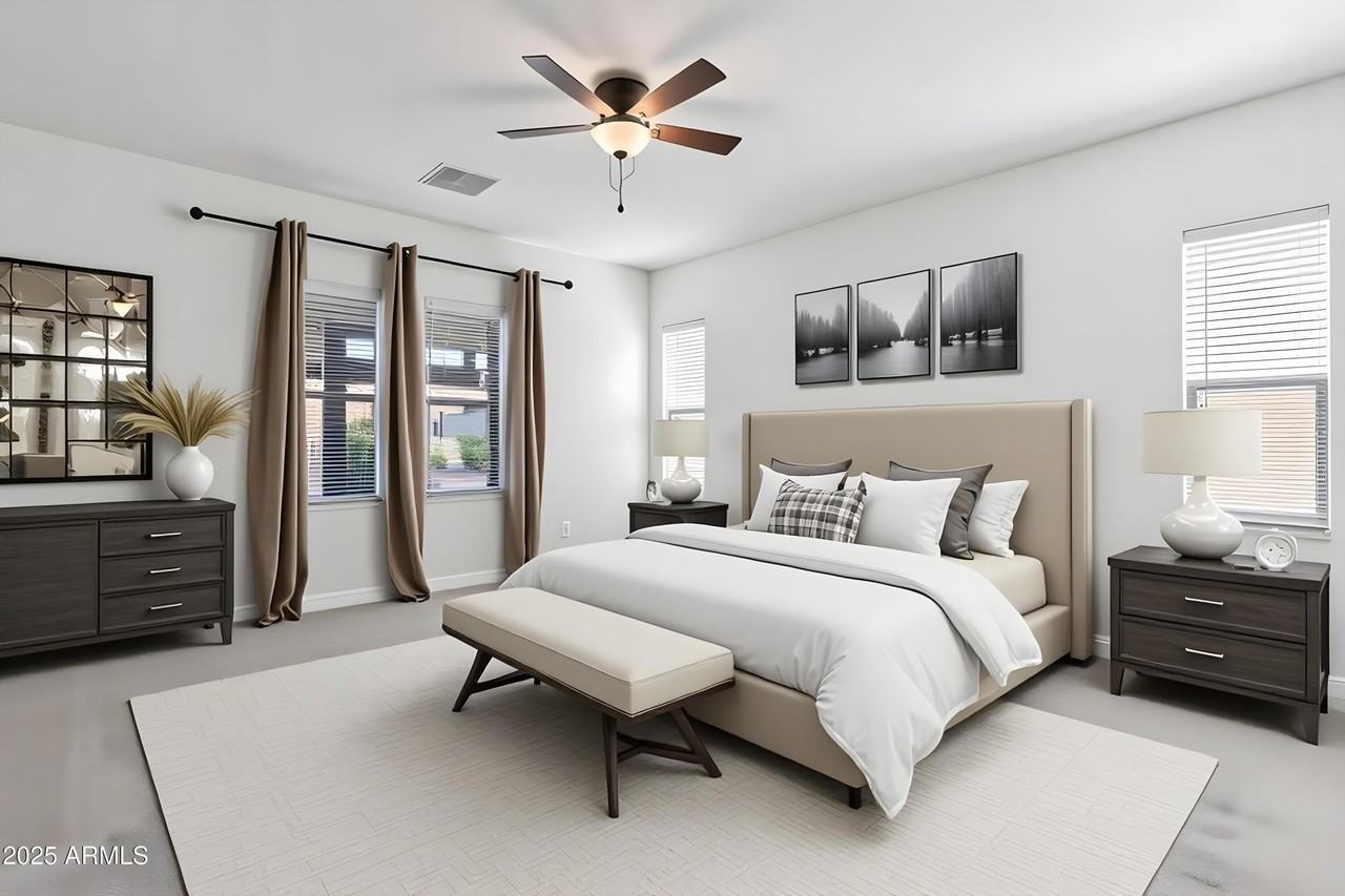 11249 N Blakely St - Photo 5 of 40