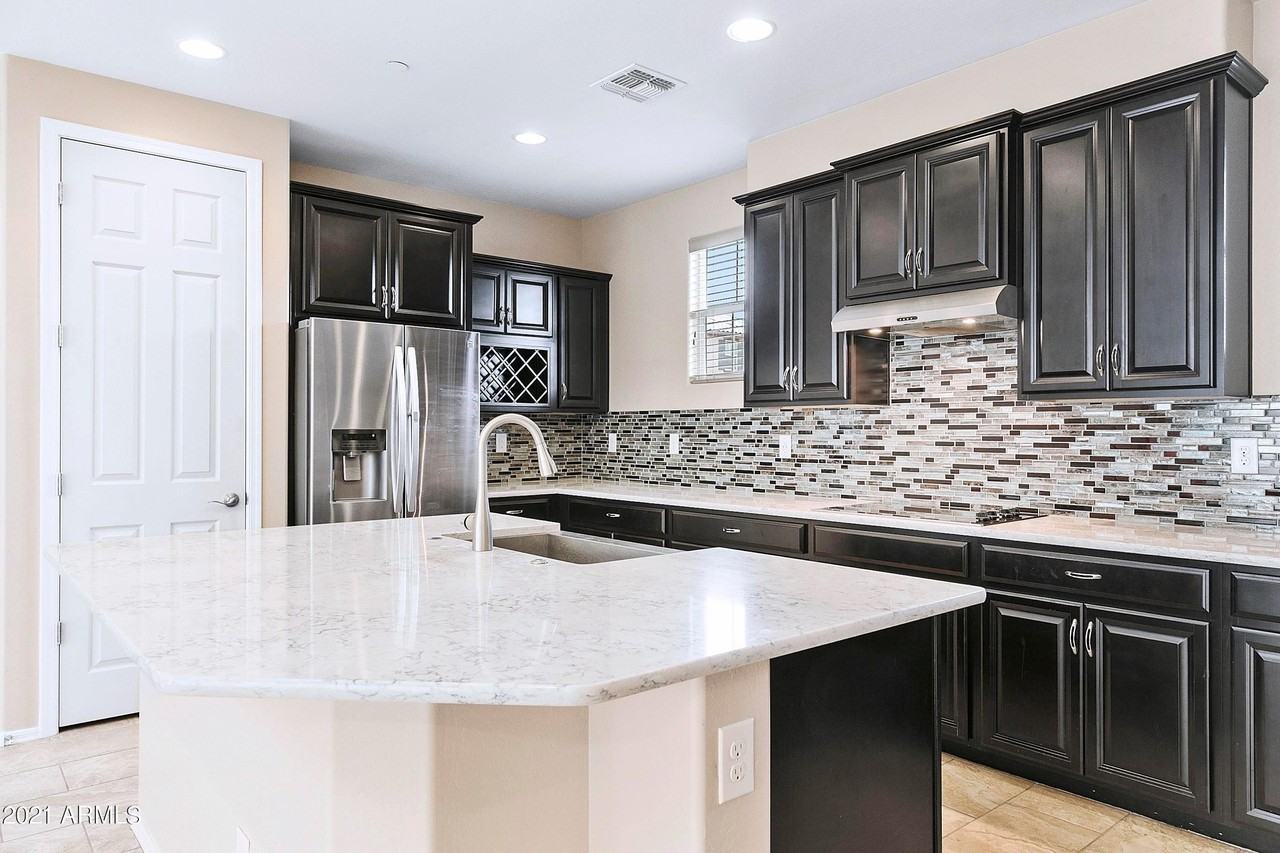 4634 E Tierra Buena Ln - Photo 2 of 26