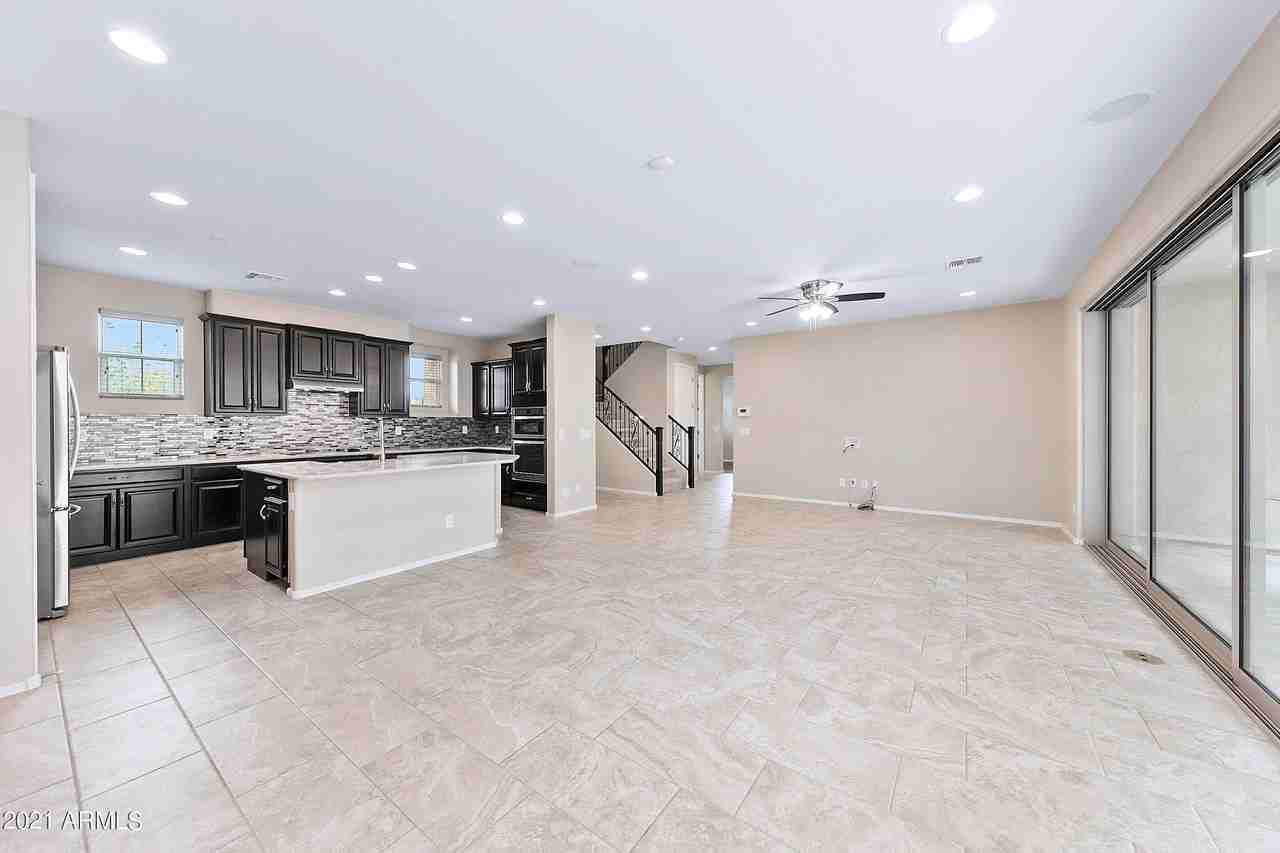 4634 E Tierra Buena Ln - Photo 4 of 26