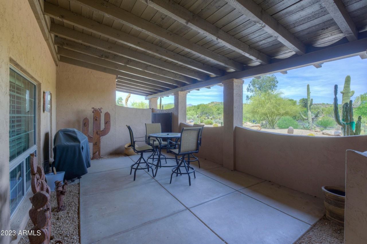 1103 Ocotillo Cir - Photo 3 of 6