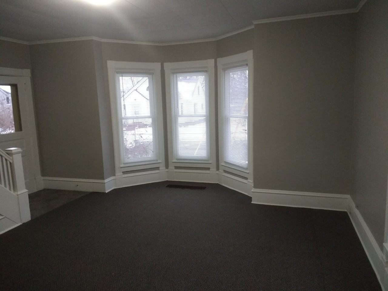 520/522 Vine Street - 2 #522 - Photo 3 of 10