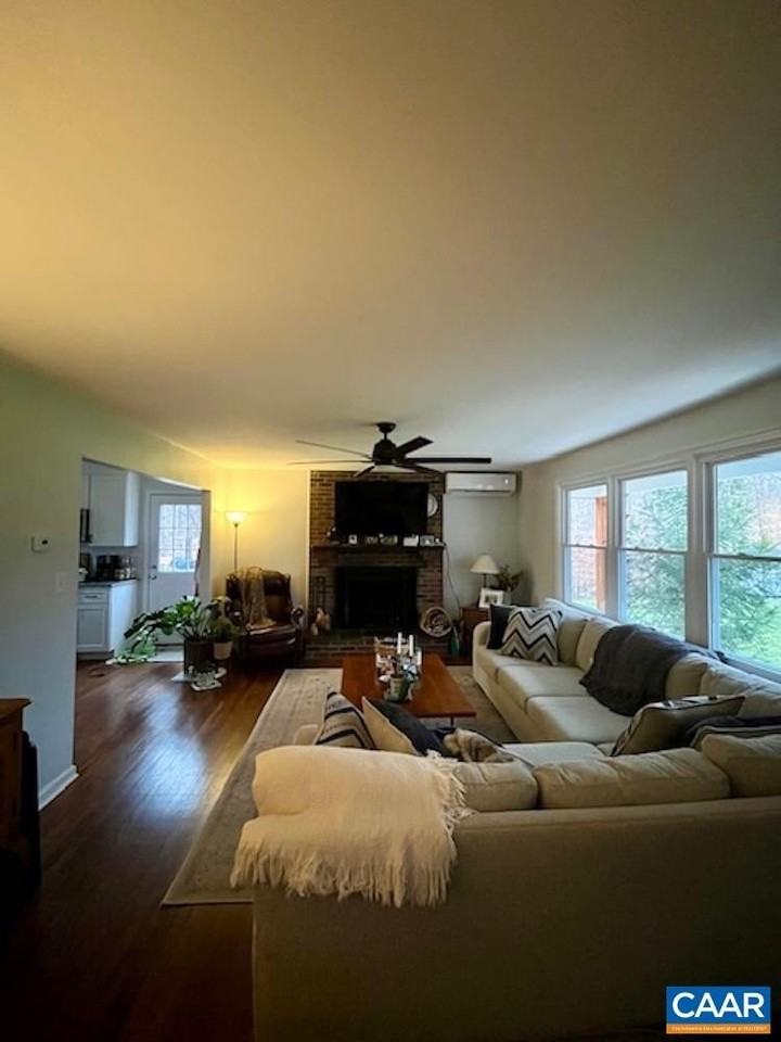 603 Stagecoach Rd - Photo 5 of 15