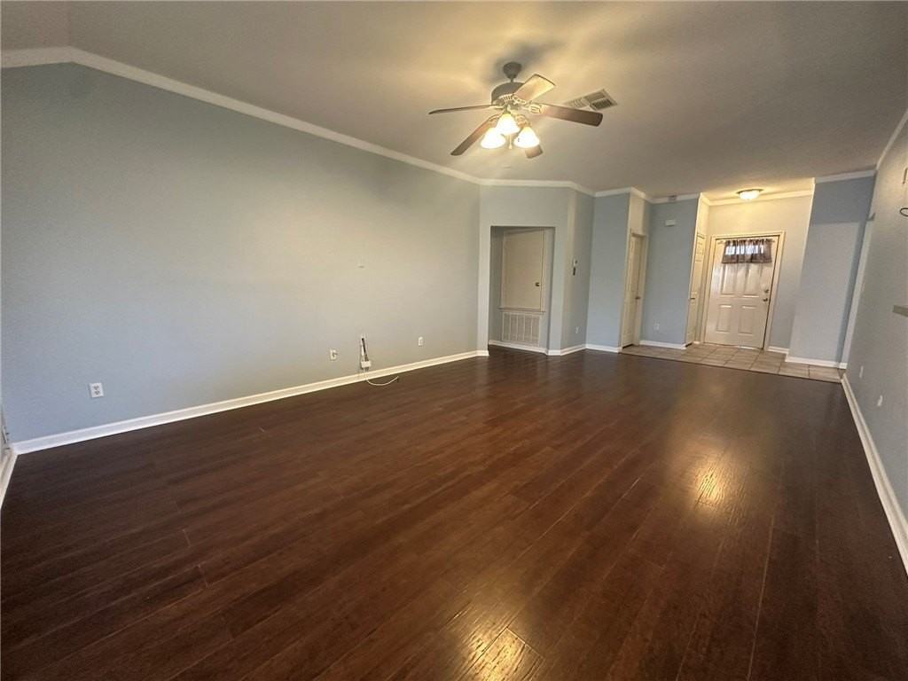 1002 La Mirada - Photo 5 of 30