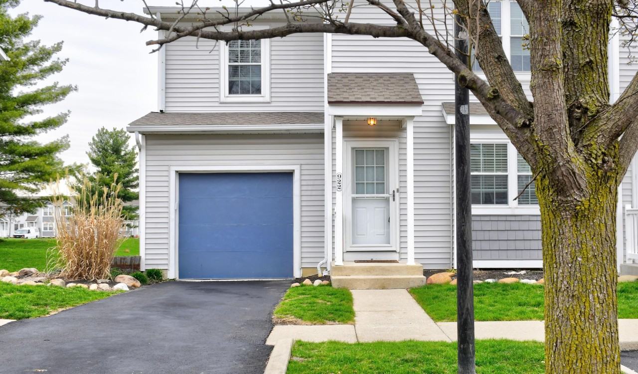 922 Noddymill Ln E Unit 30a - Photo 2 of 33