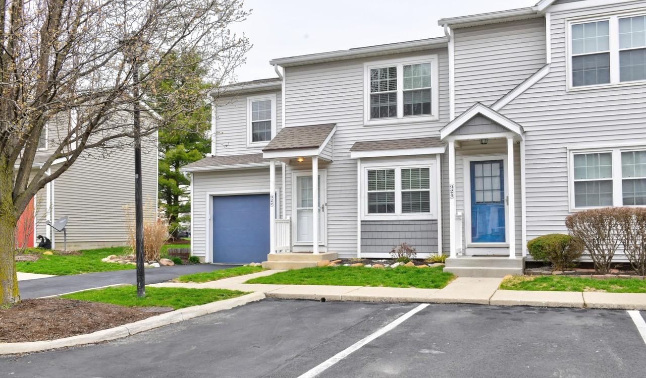 922 Noddymill Ln E Unit 30a - Photo 3 of 33