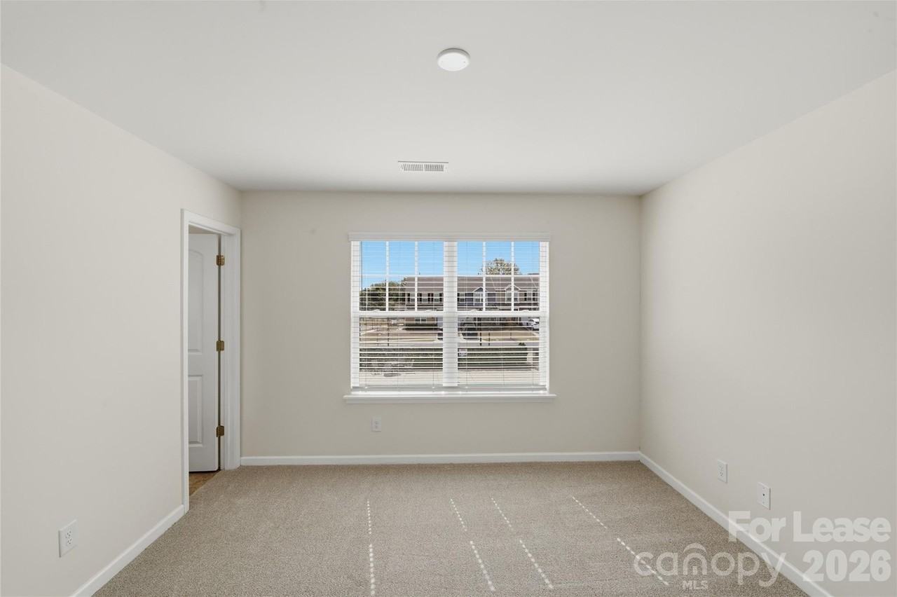 15217 Wrights Crossing Dr - Photo 5 of 28