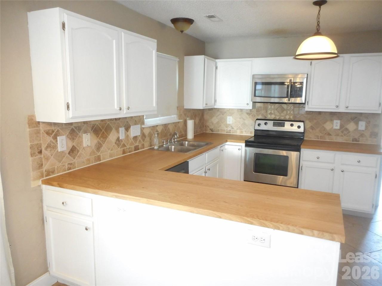 8431 Leeper Dr - Photo 7 of 20